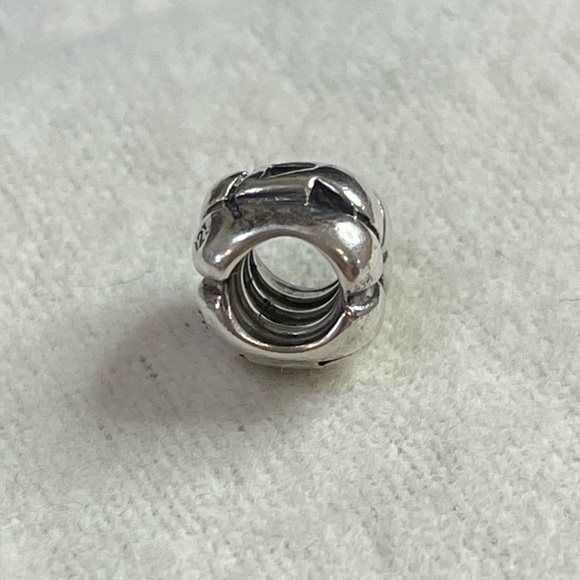 Pandora Jack-O-Lantern Pumpkin Charm - Picture 4 of 12